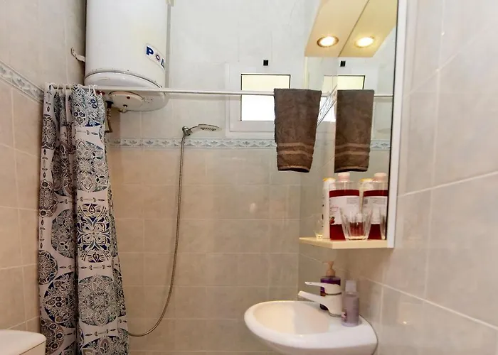 Дом отдыха Liri Family Paradise Danis House