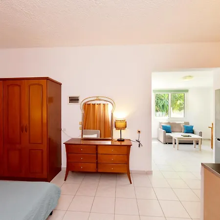 Liri Family Paradise Danis House