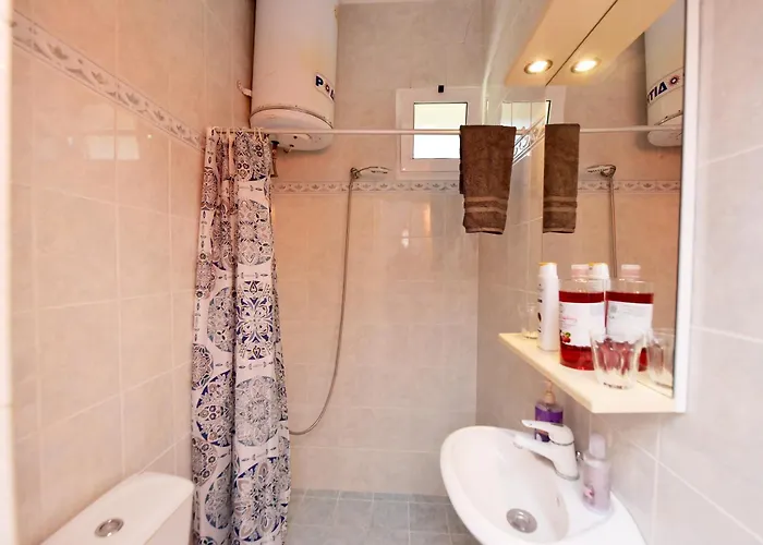 Liri Family Paradise Danis House Ixia (Rhodes)